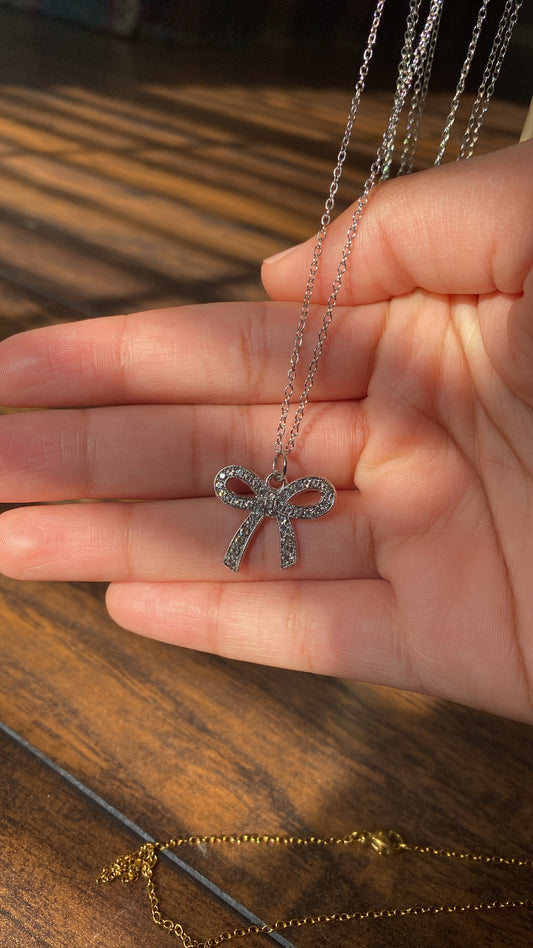 Bow Necklace